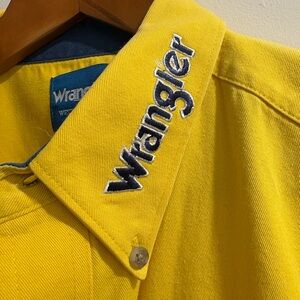 Wrangler Yellow XL shirt